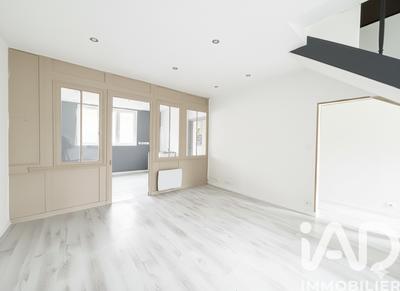 Maison de ville - 69 m² - 3 pièces