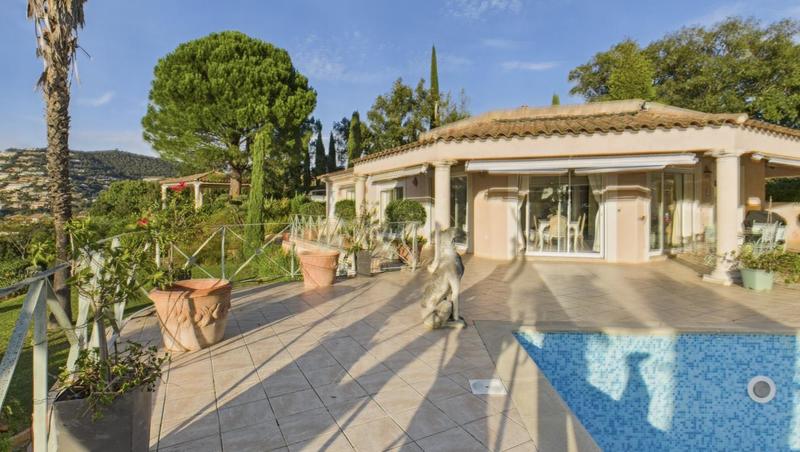 Appartement - 150 m² - 5 pièces