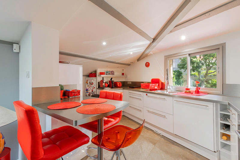 Maison - 200 m² - 4 pièces