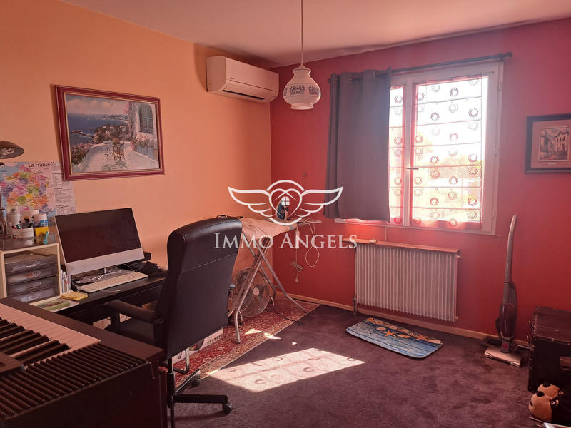 Maison - 171 m² - 7 pièces