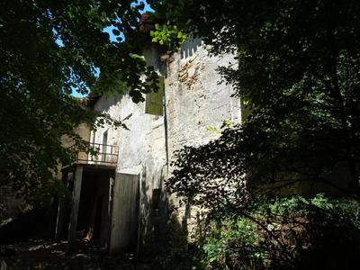 Maison de village - 230 m² - 4 pièces