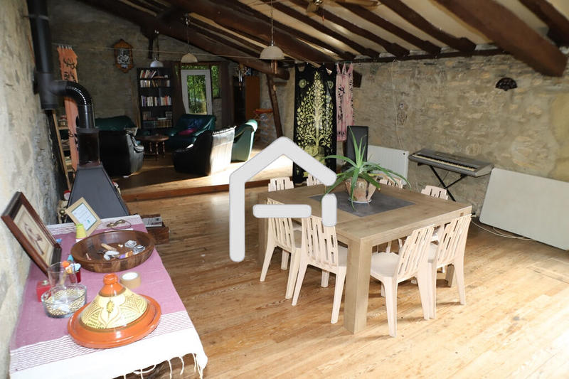 Fermette - 276 m² - 7 pièces