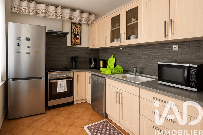 Maison - 208 m² - 6 pièces