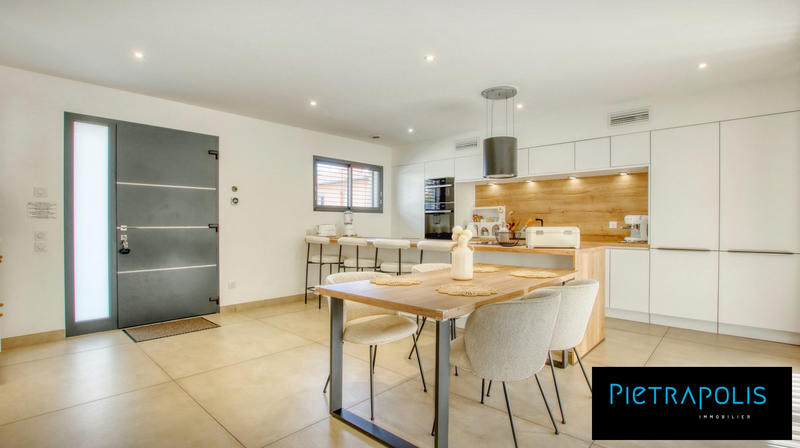 Maison contemporaine - 120 m² - 4 pièces