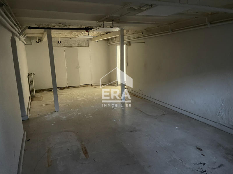 Local d'activité / Entrepôt - 339 m² - 6 pièces