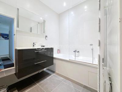 Appartement - 93 m² - 3 pièces