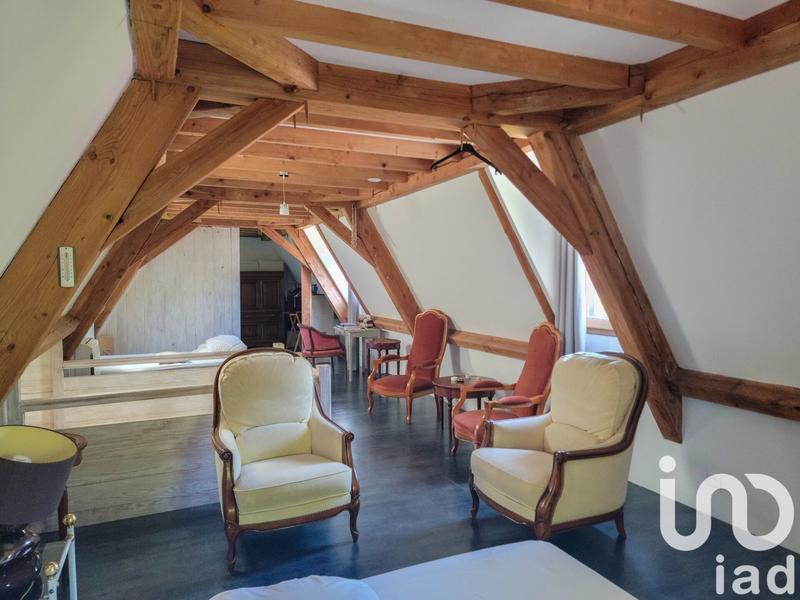 Maison - 180 m² - 7 pièces