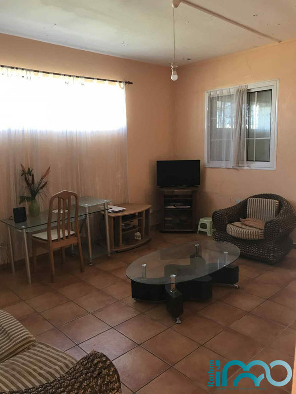 Maison - 200 m² - 8 pièces