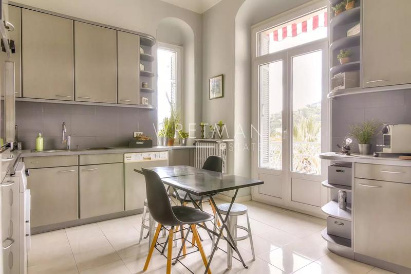 Appartement - 86 m² - 2 pièces