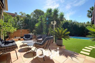 Maison - 113 m² - 4 pièces