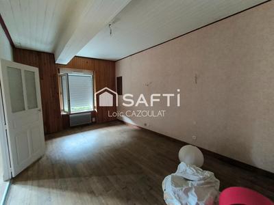 Maison - 97 m² - 5 pièces