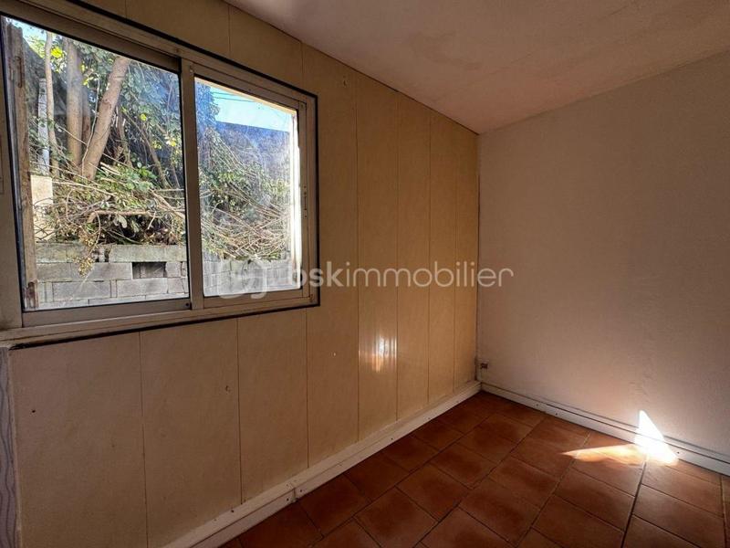 Immeuble - 237 m² - 11 pièces