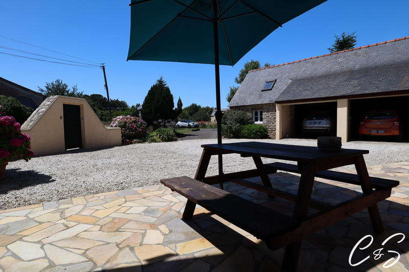 Maison - 219 m² - 8 pièces