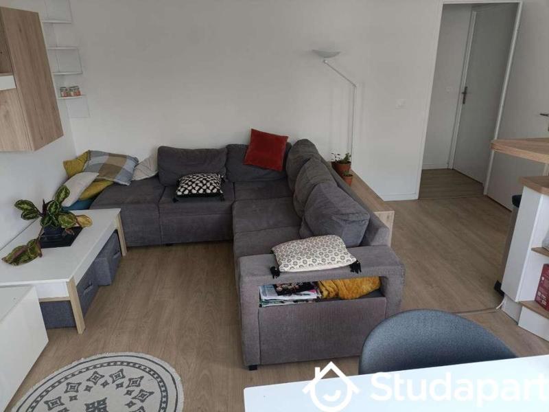 Chambre - 14 m² - 1 pièce