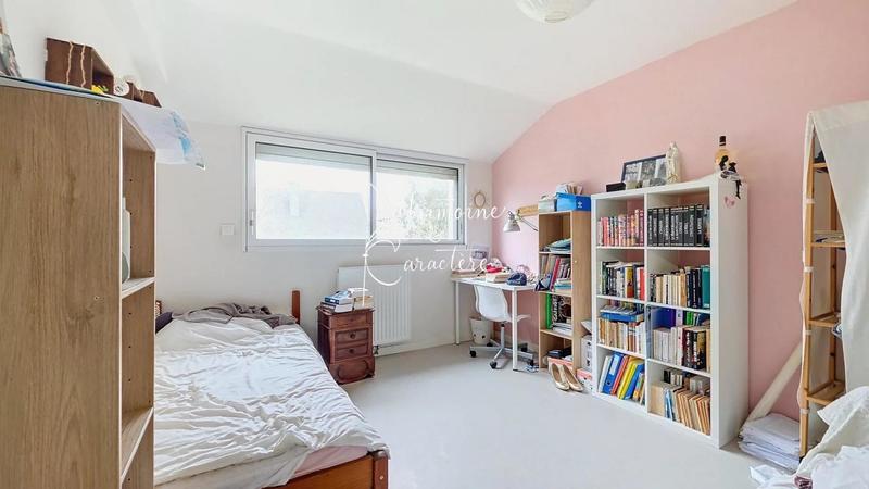 Maison - 215 m² - 9 pièces