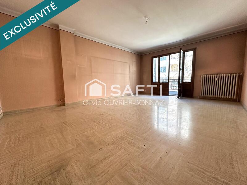 Appartement - 97 m² - 4 pièces