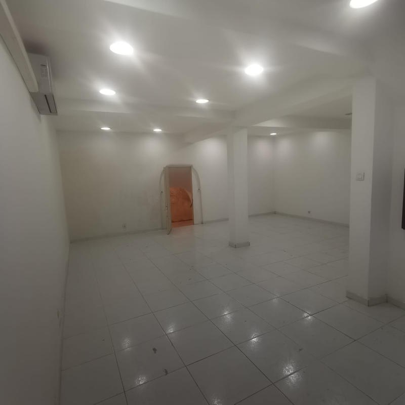 Immeuble - 244 m² - 11 pièces