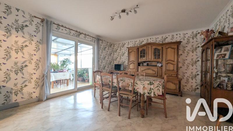 Maison - 90 m² - 5 pièces