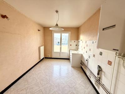 Appartement - 92 m² - 4 pièces