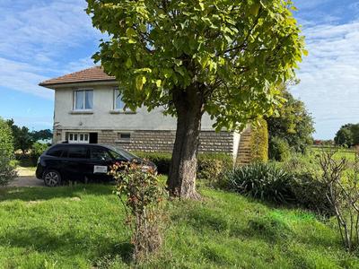 Maison - 83 m² - 5 pièces