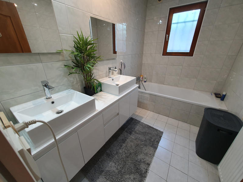 Maison - 192 m² - 8 pièces