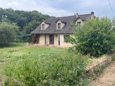 Maison - 210 m² - 8 pièces