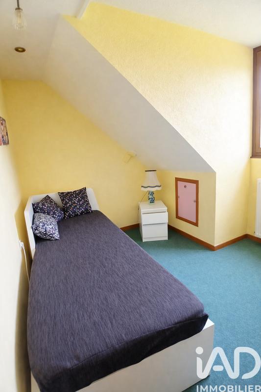 Maison - 97 m² - 7 pièces