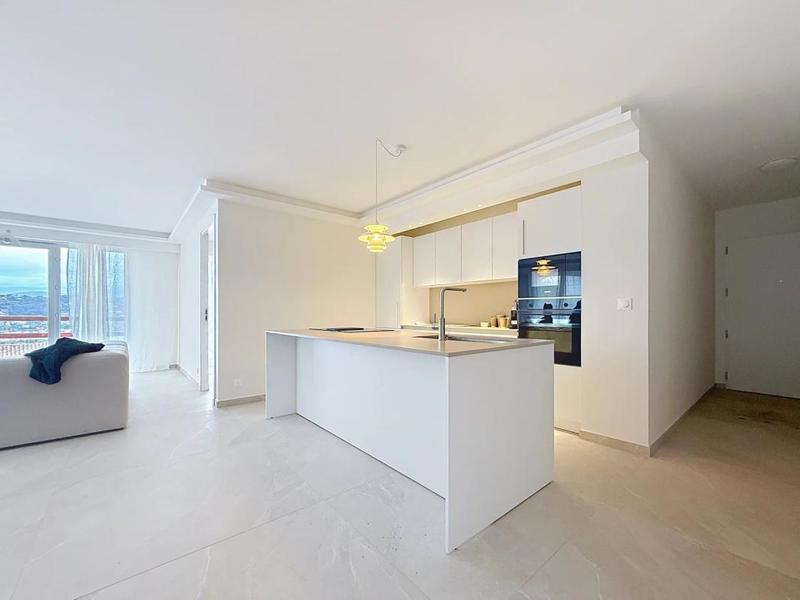 Appartement - 111 m² - 5 pièces