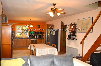 Propriété - 282 m² - 7 pièces