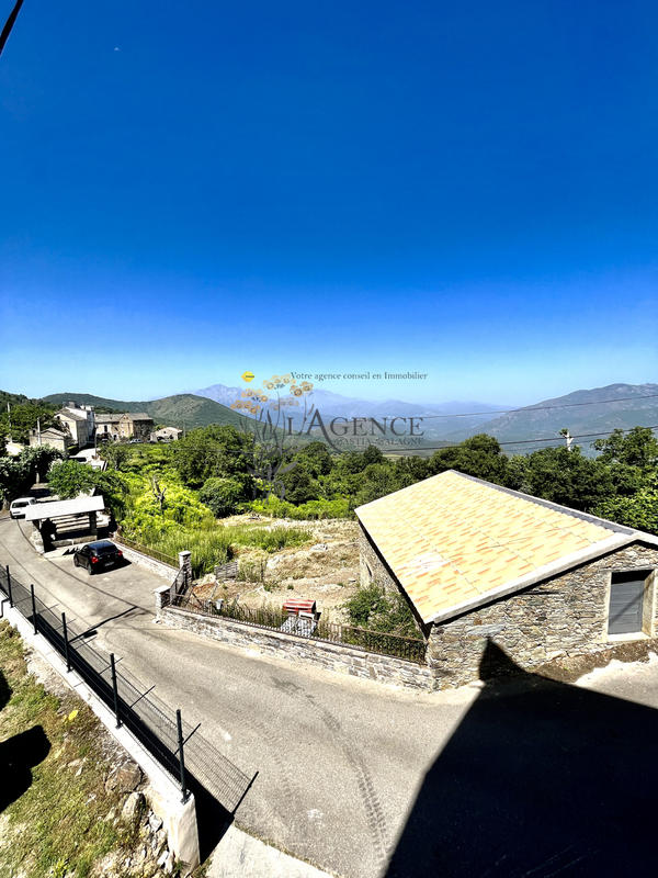 Appartement - 79 m² - 4 pièces