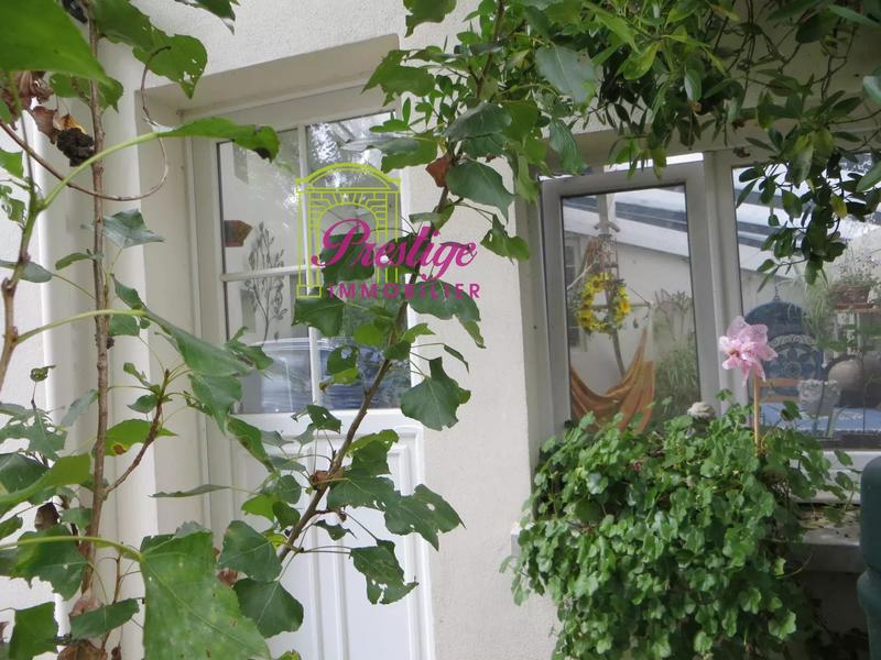 Propriété - 275 m² - 7 pièces