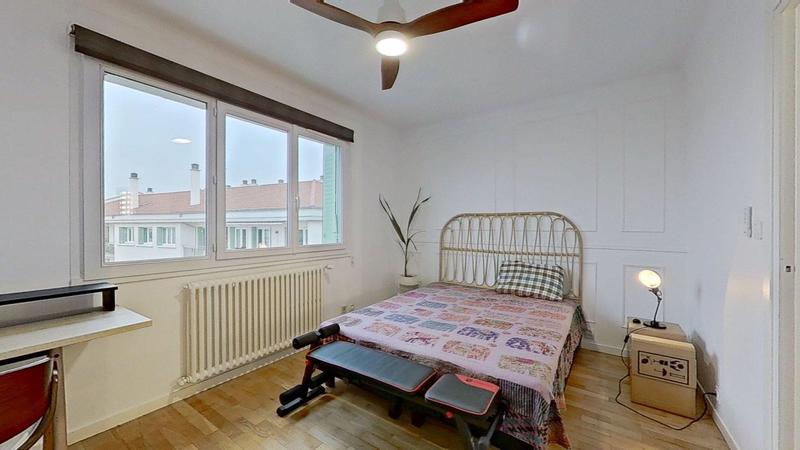 Appartement - 100 m² - 4 pièces