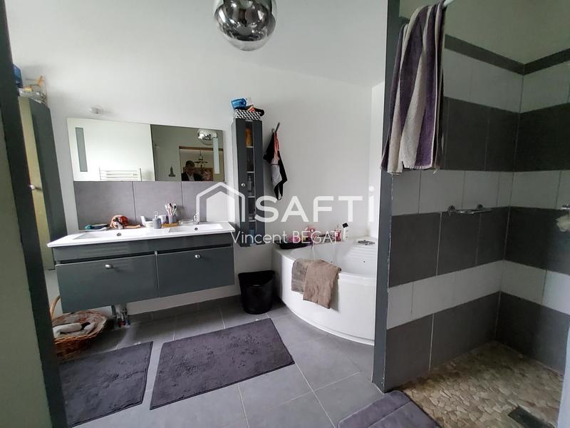 Maison - 148 m² - 6 pièces