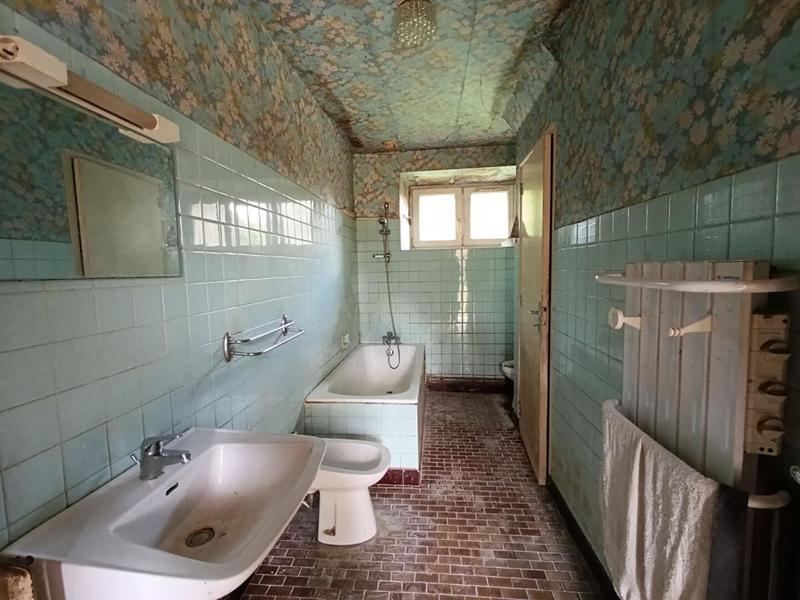 Maison - 93 m² - 4 pièces