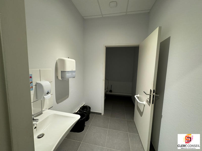 Bureau - 322 m²