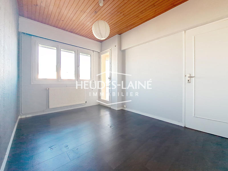 Immeuble - 110 m² - 6 pièces