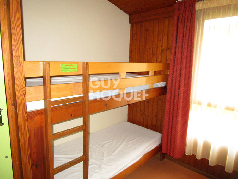 Maison - 500 m² - 99 pièces