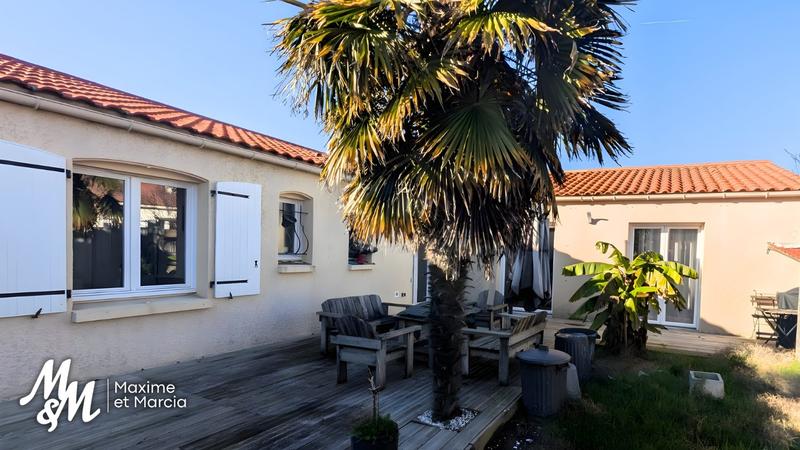 Maison - 99 m² - 5 pièces