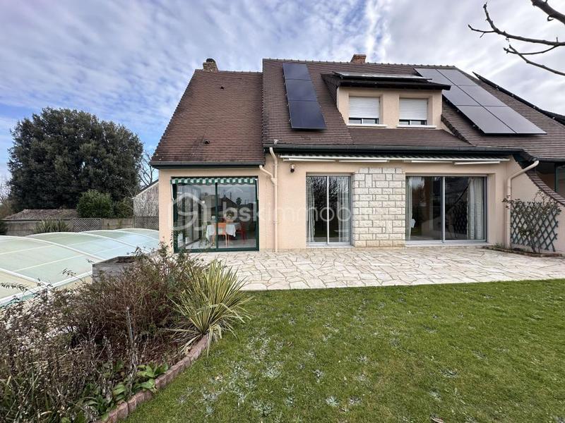 Pavillon - 200 m² - 8 pièces