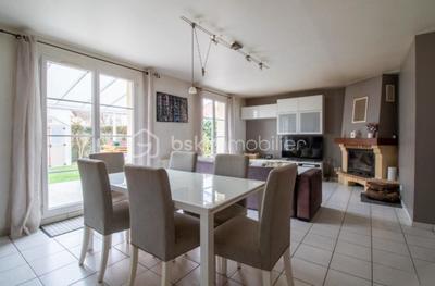 Maison - 125 m² - 7 pièces