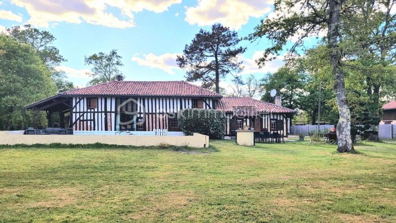 Maison - 165 m² - 6 pièces