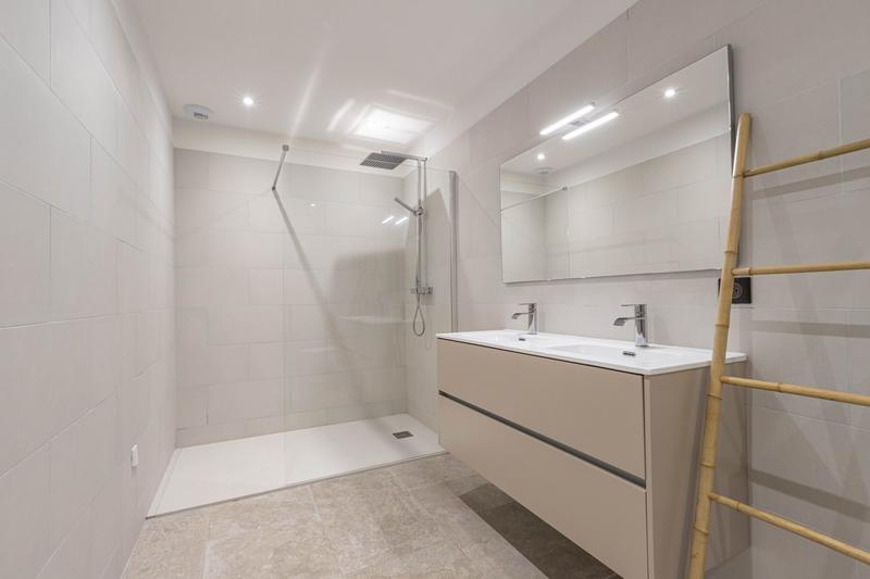 Appartement - 85 m² - 3 pièces