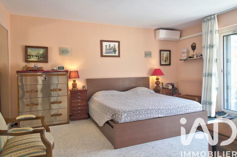 Appartement - 129 m² - 5 pièces