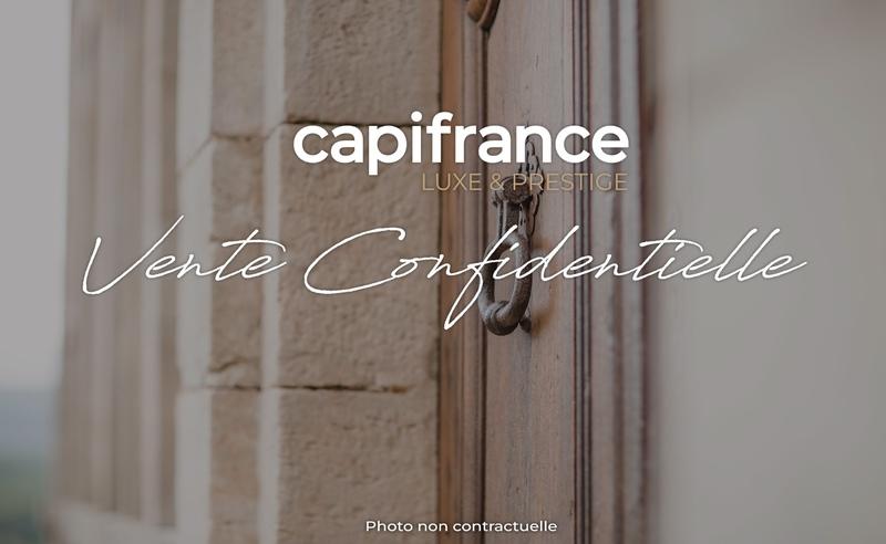 Propriété - 613 m² - 15 pièces