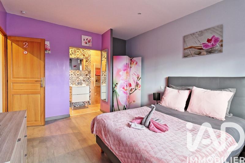 Maison - 195 m² - 7 pièces