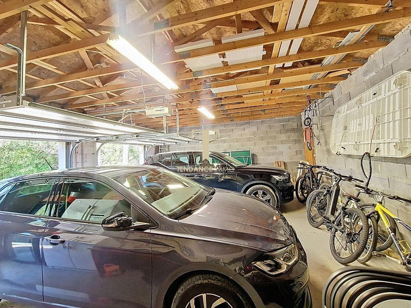 Villa - 215 m² - 7 pièces