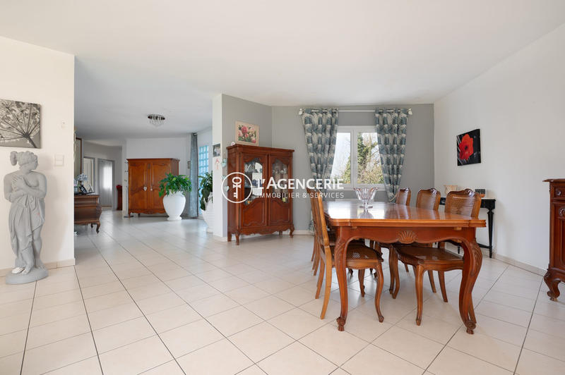 Maison - 170 m² - 4 pièces