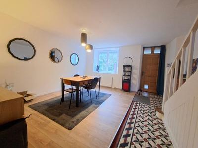 Maison - 90 m² - 3 pièces