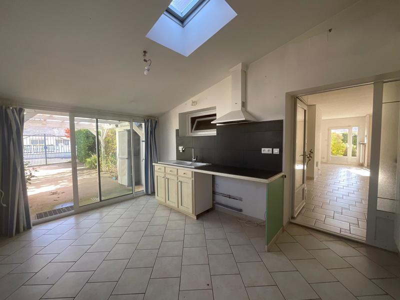 Maison - 137 m² - 6 pièces