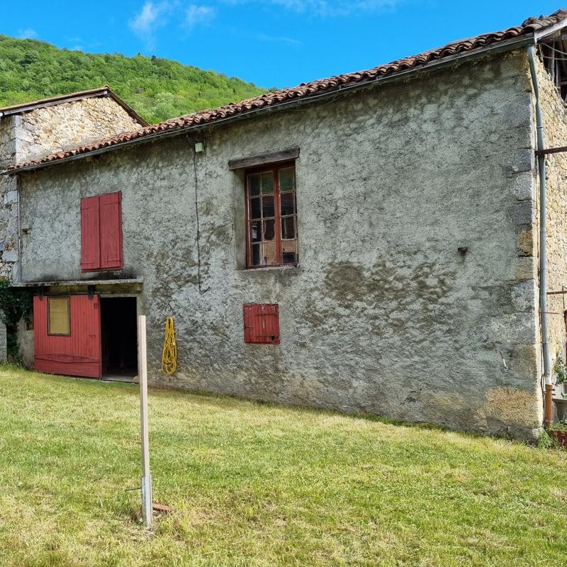 Maison traditionnelle - 93 m² - 4 pièces